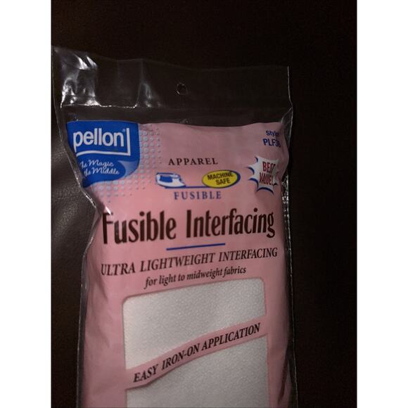 Pellon ULTRA LIGHT Fusible Interfacing 15"X 3 Yards PLF36 Made In USA New OPENED - Picture 3 of 7